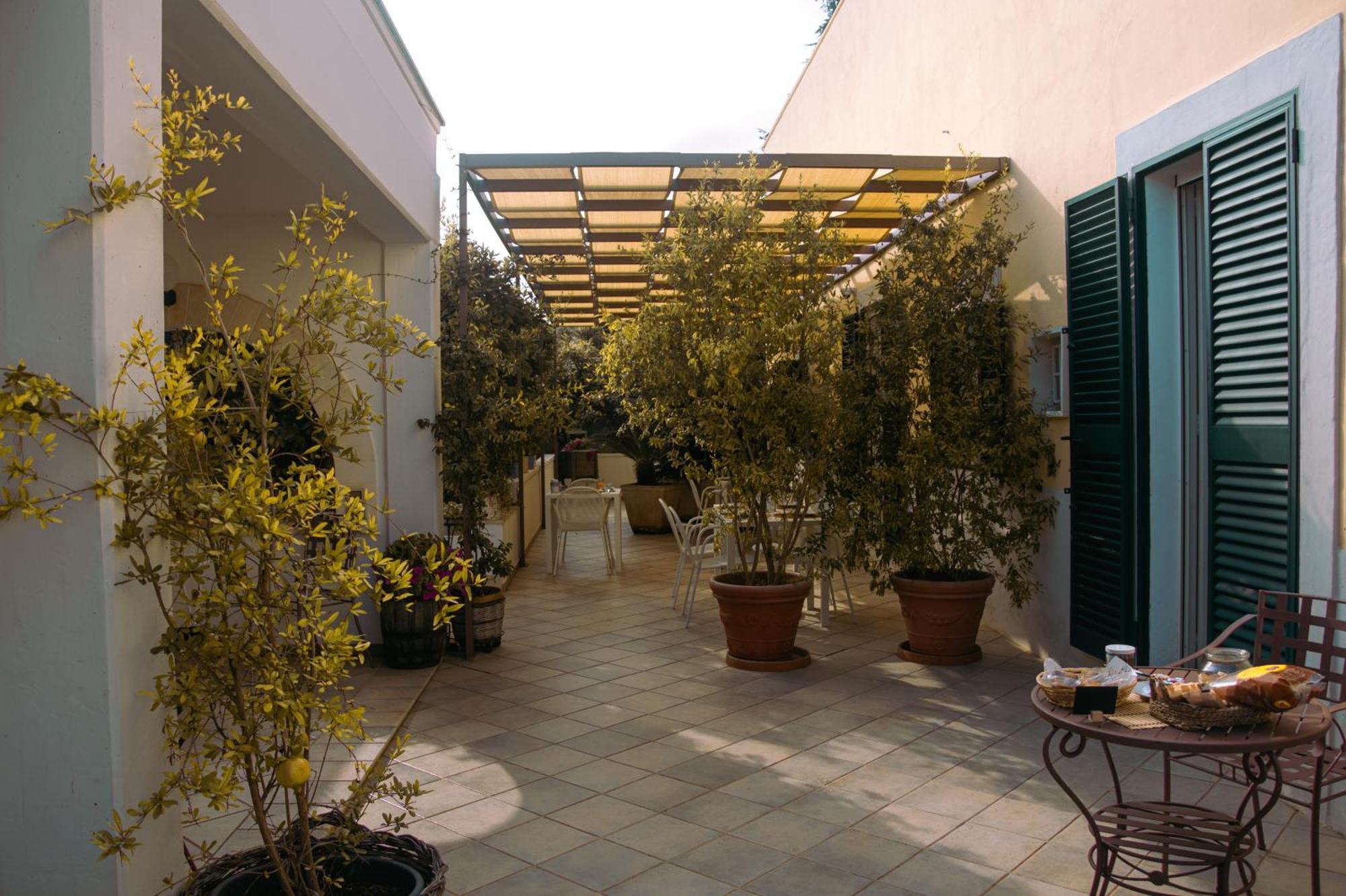 Villa Sardella Монополи Екстериор снимка